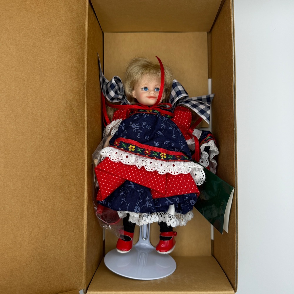 Pittsburgh Originals Mulberry Wednesday Doll Chris Miller Limited 325/2000 1996